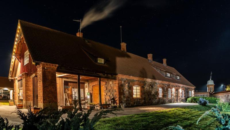 Mooste Moisa Linakoja Kuelalistemaja Hotel Exterior photo